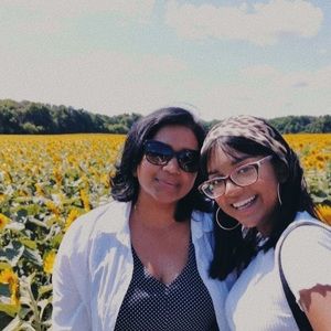 Meet your Posher, Amaya